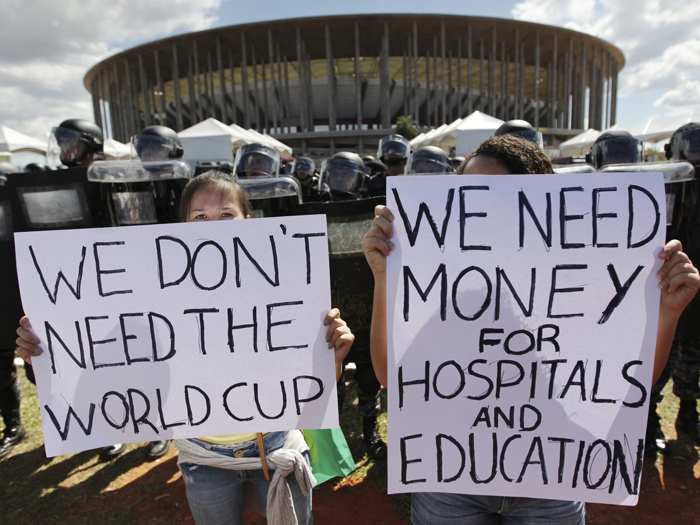 نه به میزبانی جام جهانی